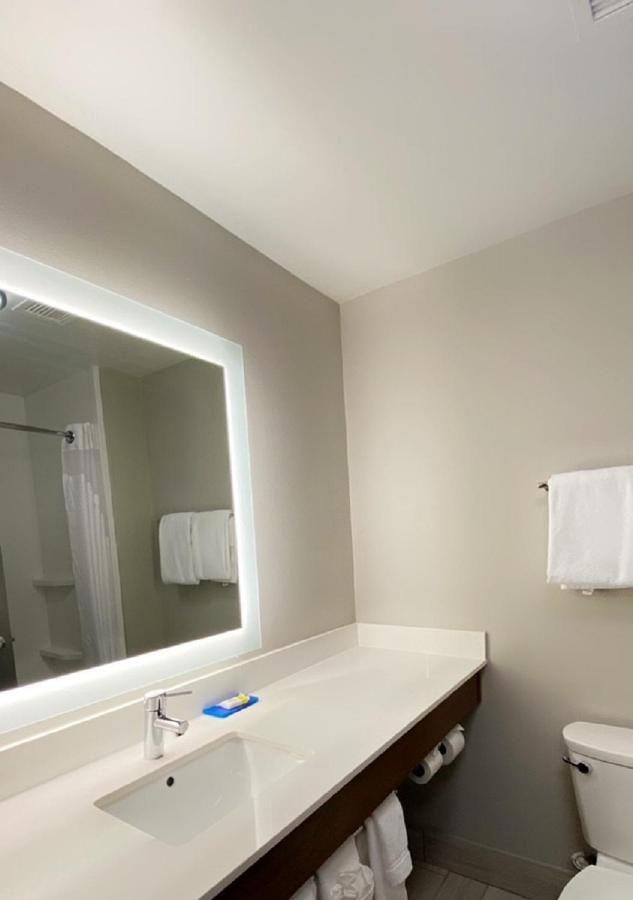 Holiday Inn Express Quantico - Stafford By Ihg Luaran gambar