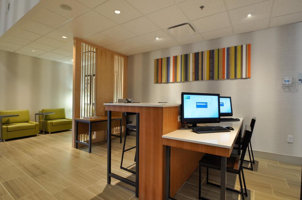 Holiday Inn Express Quantico - Stafford By Ihg Luaran gambar